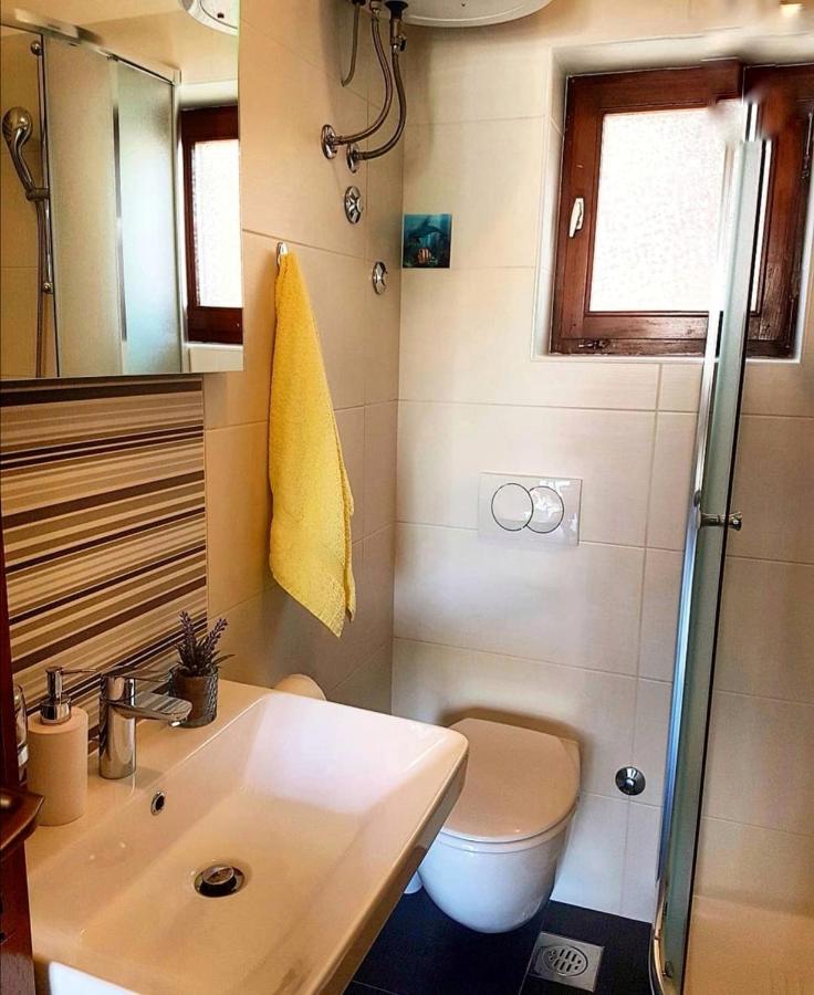 Holiday House Pasjak Sapjane Eksteriør bilde
